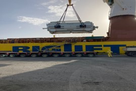 Déchargement de deux (02) générateurs de 286 tonnes chacun