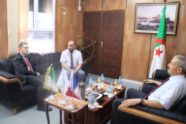 SON EXCELLENCE MONSIEUR LE CONSUL GENERAL DE FRANCE A ANNABA ET CONSTANTINE EN VISITE DE COURTOISIE AU PORT D’ANNABA